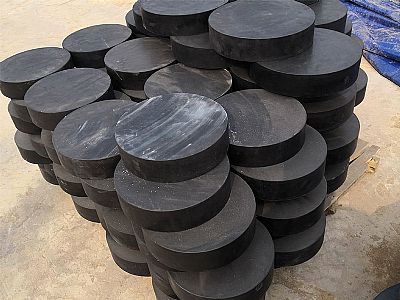 通河县板式橡胶支座由若干层橡胶片与薄钢板经加压硫化